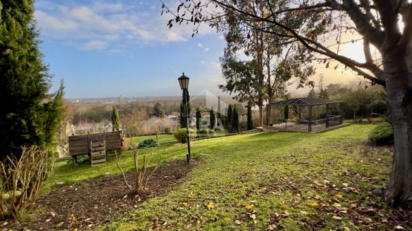MAISON D'EXCEPTION DE 1890 À ATHIS-MONS, 167 M² HABITABLES SUR PARC ARBORÉ