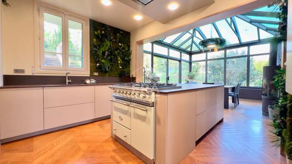 MAISON D'EXCEPTION DE 1890 À ATHIS-MONS, 167 M² HABITABLES SUR PARC ARBORÉ