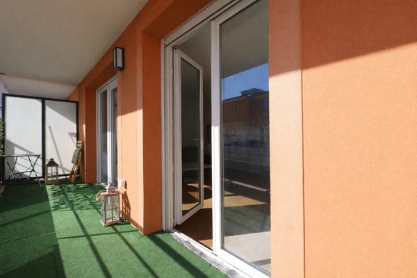 Appartement 3 pieces + terrasse + parking