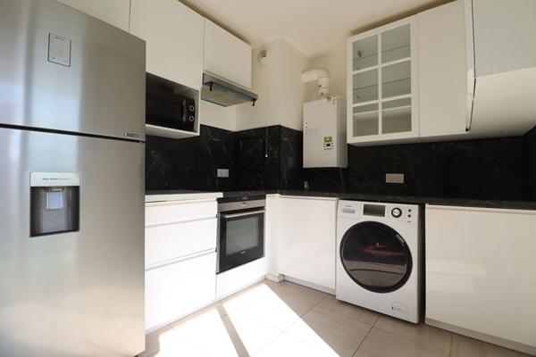 Appartement 3 pieces + terrasse + parking