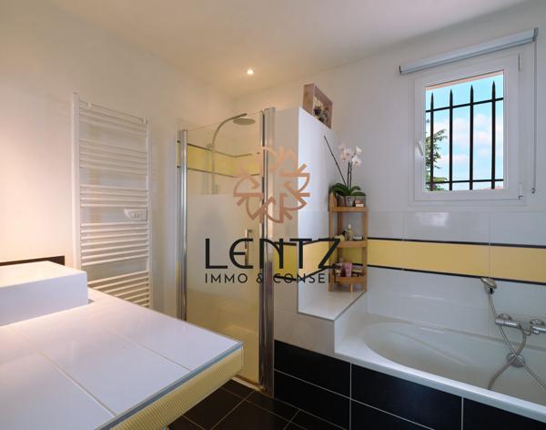 Villa de 151m² avec piscine sur terrain de 707m²
