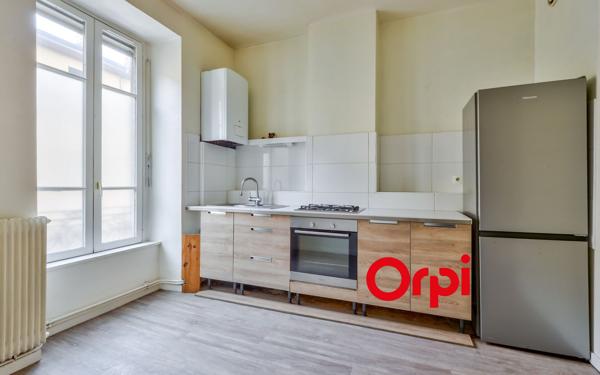 Appartement à vendre    3 pièces • 71 m2 Oullins