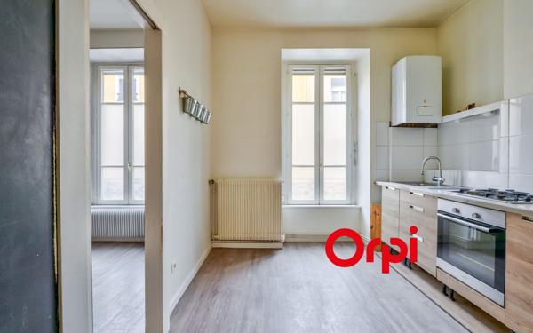 Appartement à vendre    3 pièces • 71 m2 Oullins