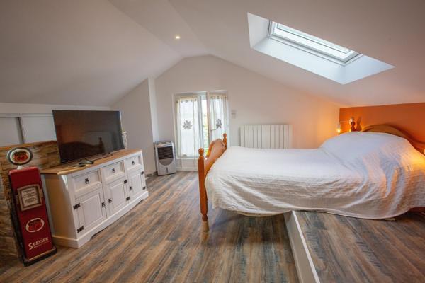 SUPERBE MAISON FAMILIALE - 2 SUITES -VERANDA- ESPACE EXTERIEUR DETENTE