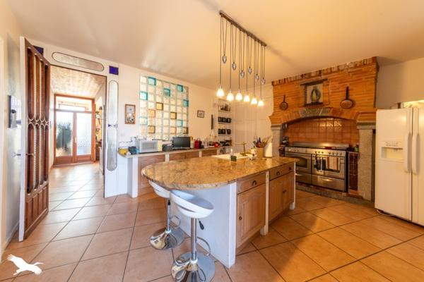 Maison à vendre |  Lamagistère |  8 pièces | 240 m²