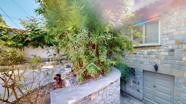 CARCASSONNE - MAISON VUE CITEE - 3CH - APPARTEMENT T2 - JARDIN