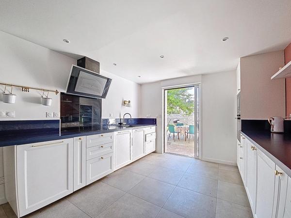 Grande villa familiale de 178 m² – 7 chambres – Terrain clos de 600 m² – Proche commodités