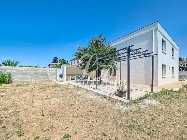 Grande villa familiale de 178 m² – 7 chambres – Terrain clos de 600 m² – Proche commodités
