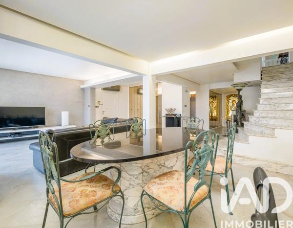 Maison à vendre 8 pièces 188 m² Marseille 10