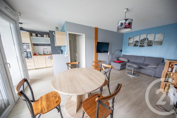 Appartement T4 à vendre  4 pièces - 77,44 m2 BLANQUEFORT - 33