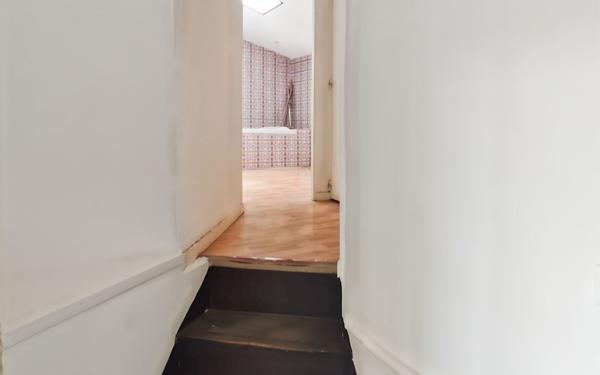 Immeuble à vendre    3 pièces •  Saint-Astier