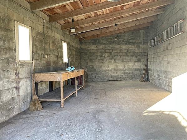 Maison en pierre 126 m2 - 4 chambres- terrain constructible détachable- grand garage