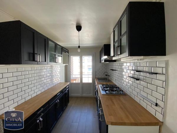 Appartement à louer 3 pièces 73.56m²