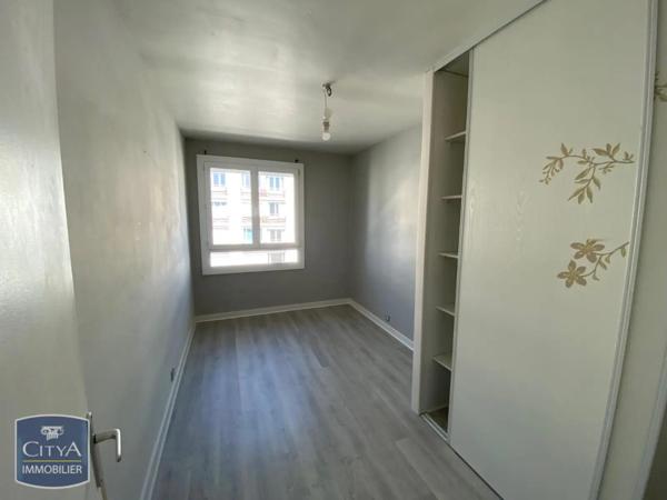 Appartement à louer 3 pièces 73.56m²