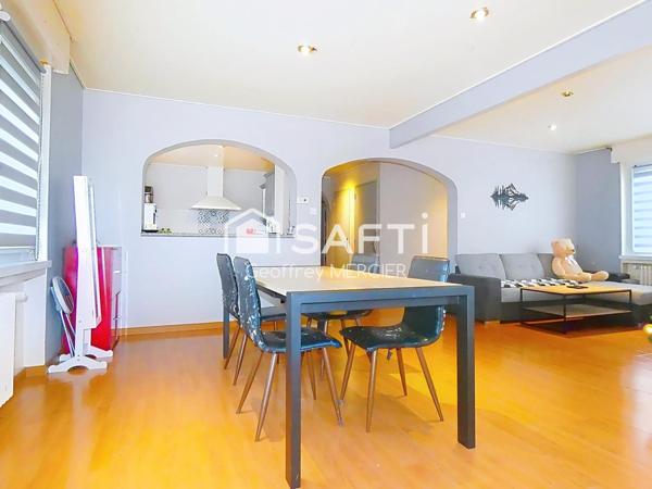 Plain-pied surélevé individuel de 164m² avec garage et jardin!