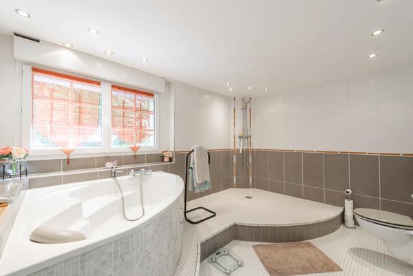 Maison 6 pièces - 177 m²