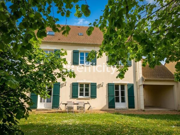Maison
         9 pièces
        - 205 m² Exclusivité