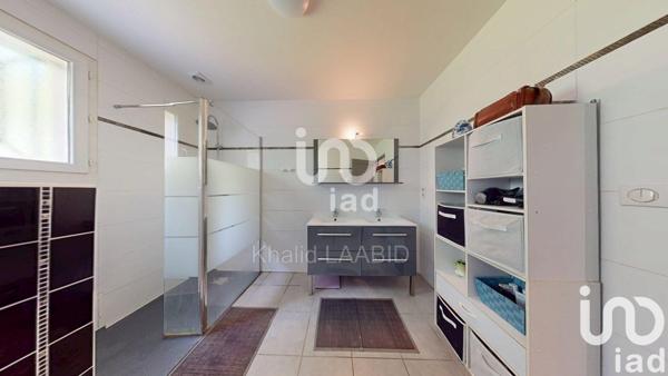 Maison traditionnelle 6 pièces de 151 m² à Montauban (82000)