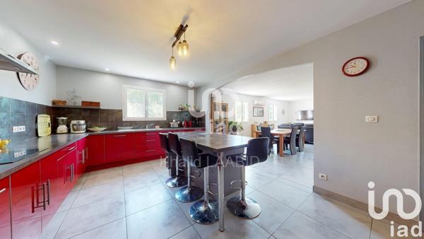 Maison traditionnelle 6 pièces de 151 m² à Montauban (82000)