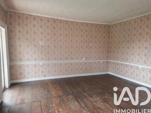 Maison à vendre 5 pièces 118 m² La Rochefoucauld-en-Angoumois