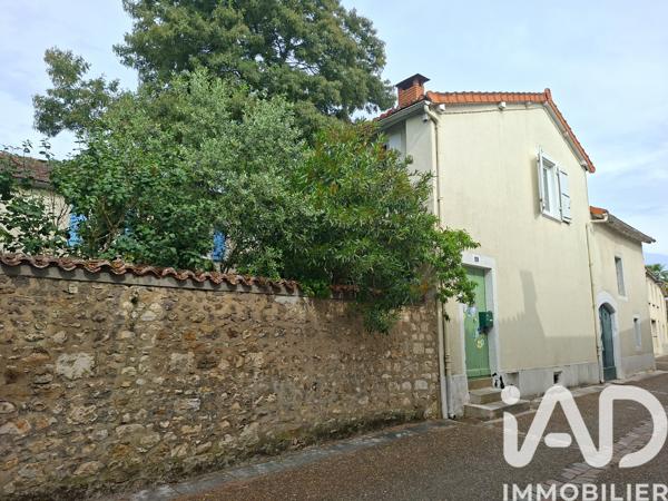Maison à vendre 5 pièces 118 m² La Rochefoucauld-en-Angoumois