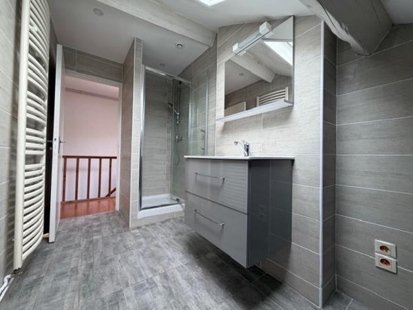 Immeuble
         6 pièces
        - 259 m² Exclusivité 267 500 € *