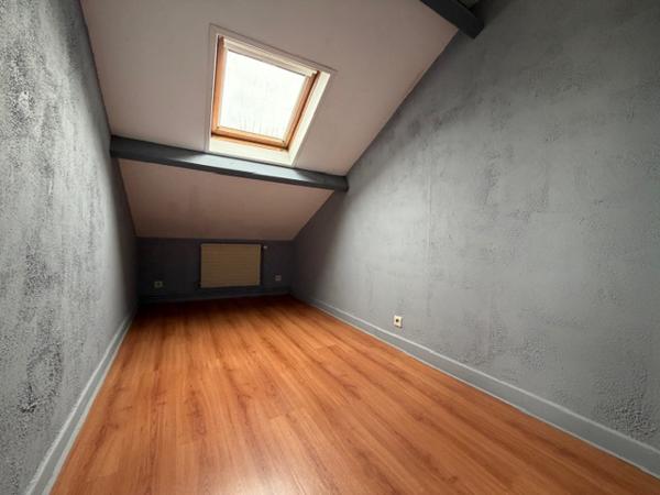 Immeuble
         6 pièces
        - 259 m² Exclusivité 267 500 € *