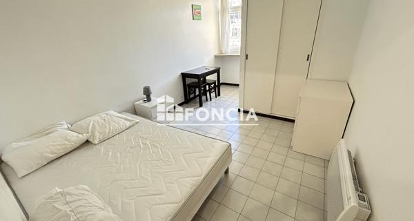 Location Studio meublé 20.1 m² - Marseille 13006