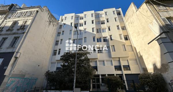 Location Studio meublé 20.1 m² - Marseille 13006