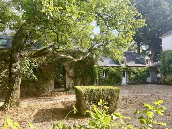 Achat - Maison Quéven 56530 8 pièces 350 m 2 2300 m 2