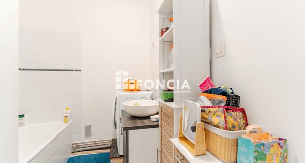 À vendre Appartement 2 pièces 56.11 m² - Tours 37000