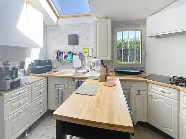 SURZUR Maison 7 pièces 174 m²