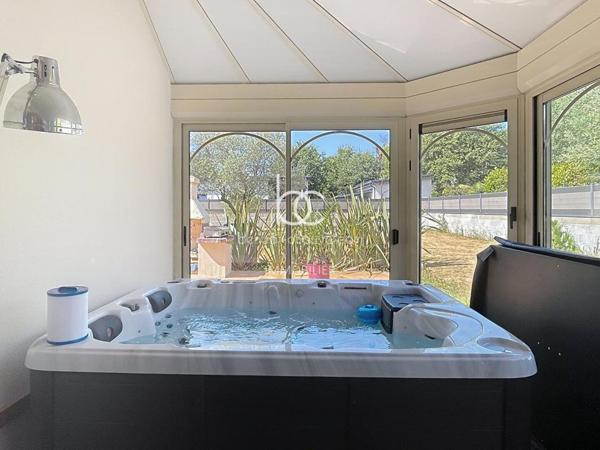 SURZUR Maison 7 pièces 174 m²