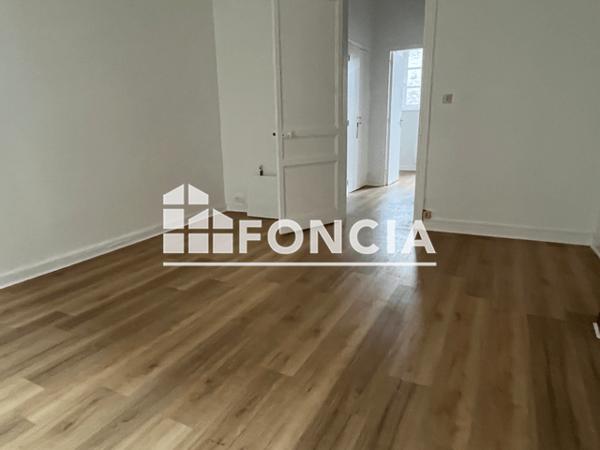 Location Studio 35.48 m² - 13 RUE ST GOUENO Saint Brieuc 22000