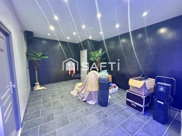 MAISON 4 CHAMBRES + COMMERCE A FONTENAY LE COMTE