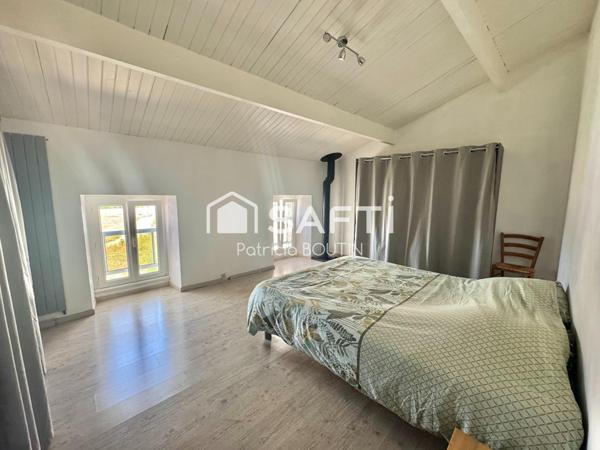 MAISON 4 CHAMBRES + COMMERCE A FONTENAY LE COMTE