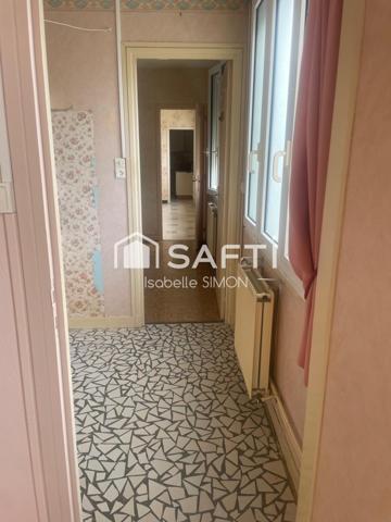 Appartement de 90 m2 à rénover, à deux pas de la mer