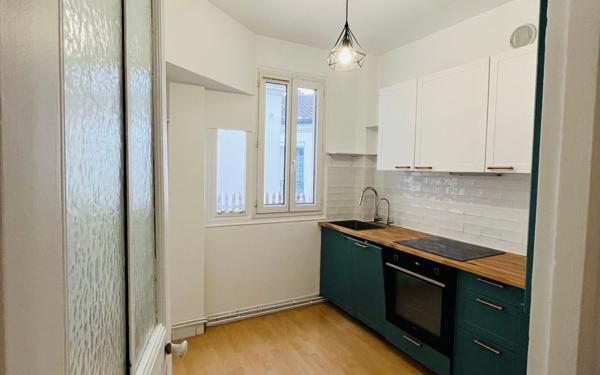 Appartement à vendre    2 pièces • 43,49 m2 Asnières-sur-Seine