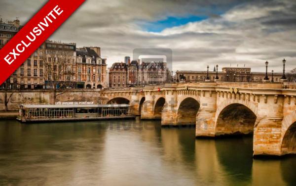 Pied-à-terre exclusif à deux pas du Pont Neuf - Triplex atypique