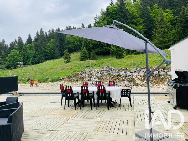 Immeuble à vendre 300 m² Prémanon