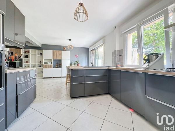 Maison à vendre 6 pièces 110 m² Rambouillet