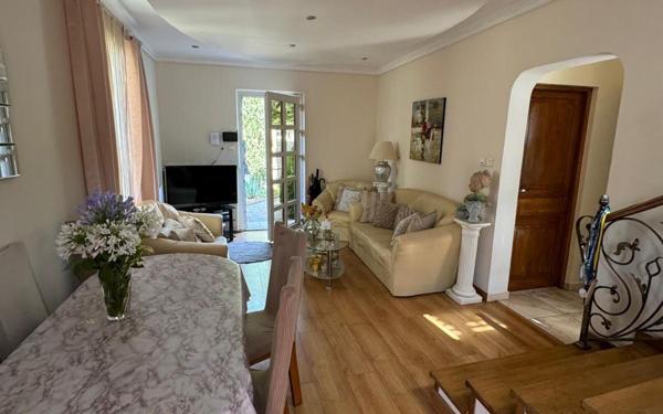 Maison à vendre    4 pièces • 80 m2 Joinville-le-Pont