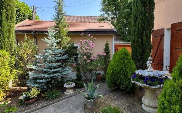 Maison à vendre    4 pièces • 80 m2 Joinville-le-Pont