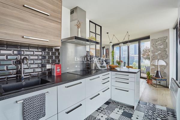 APPARTEMENT NANTERRE -  4 PIECES - 93 M² - VUE DEGAGEE - BALCON DE 34 M²