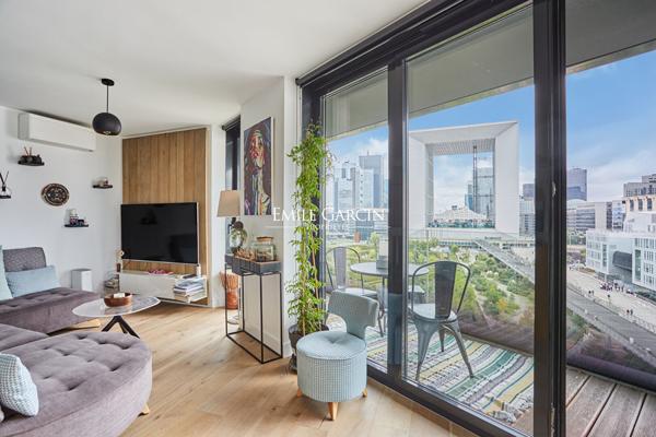 APPARTEMENT NANTERRE -  4 PIECES - 93 M² - VUE DEGAGEE - BALCON DE 34 M²