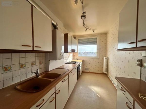 Location - Appartement Reims 51100 3 pièces 83 m 2
