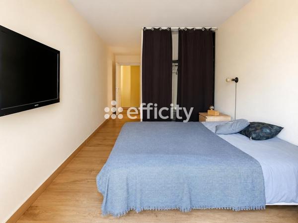 Appartement
         4 pièces
        - 106 m² 549 000 € *