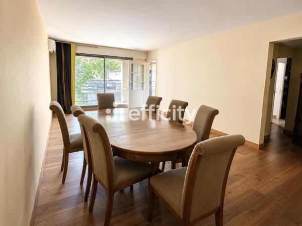 Appartement
         4 pièces
        - 106 m² 549 000 € *