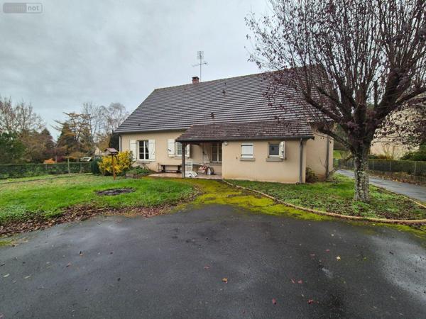 Maison de ville à vendre à La Châtre dans l'Indre (36400), ref : CG/418