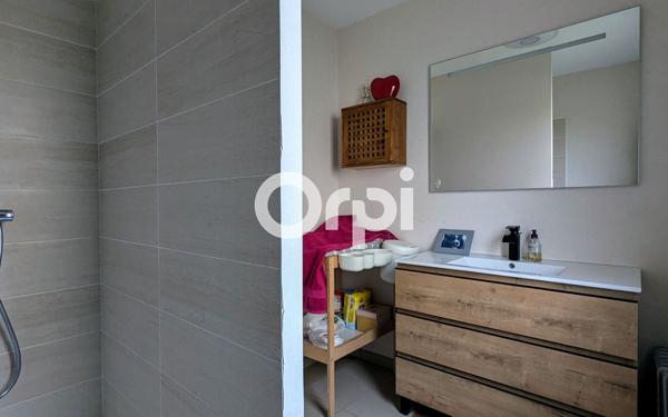 Maison à vendre    6 pièces •  Pont-du-Château